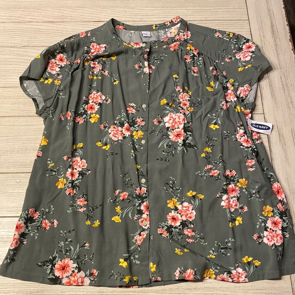 OldNavy floral blouse